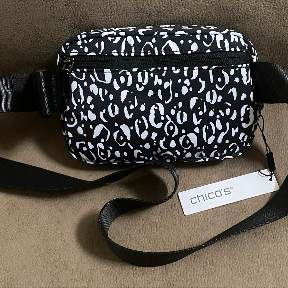NWT Chicos Bum Bag - Picture 3 of 5